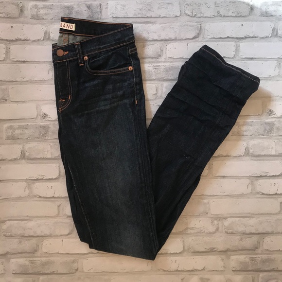 ✨ J BRAND ✨ Dark Wash Jeans - Picture 2 of 13